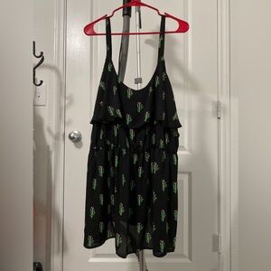 Cactus/Cacti Black Spaghetti Strap Blouse Ruffled Size 4 26/28